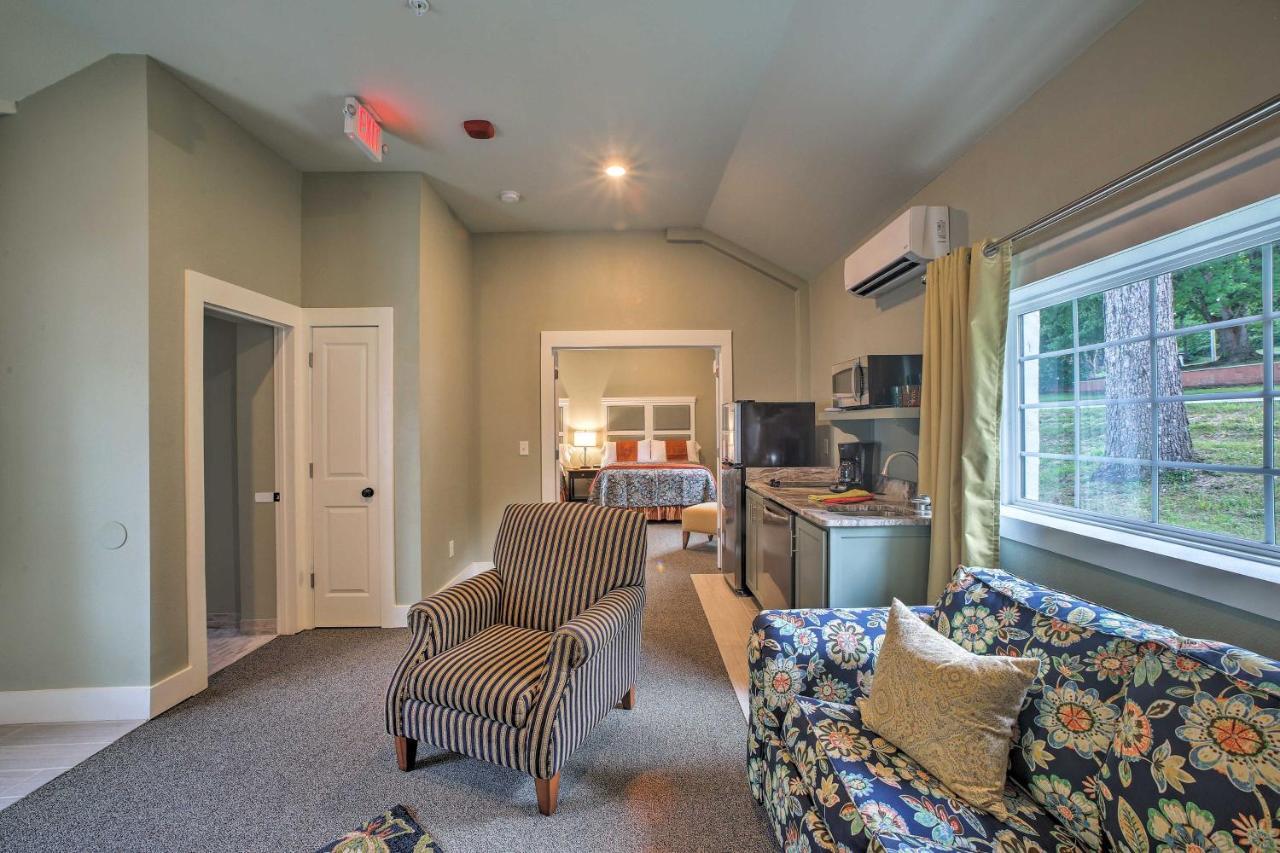 Downtown Branson Cottage With Pool Access! Kültér fotó